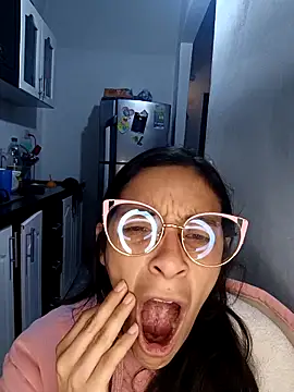 catire2323 online show from 02/12/26, 02:56