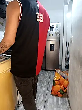 catire2323 online show from 04/15/26, 01:45