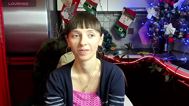 TayanaJons online show from 12/20/24, 10:49