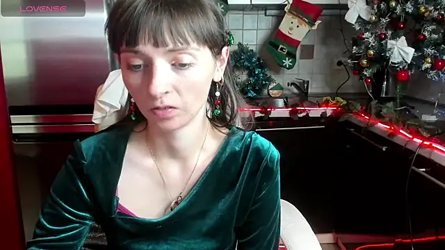 TayanaJons online show from 12/31/24, 10:58