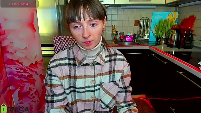 Snapshot of TayanaJons chatting on 02/02/26, 08:02 TayanaJons online show from 02/02/26, 08:02