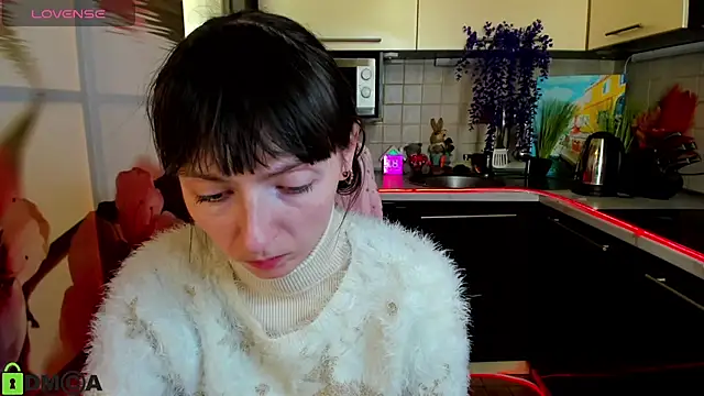 Snapshot of TayanaJons chatting on 02/16/26, 08:10 TayanaJons online show from 02/16/26, 08:10