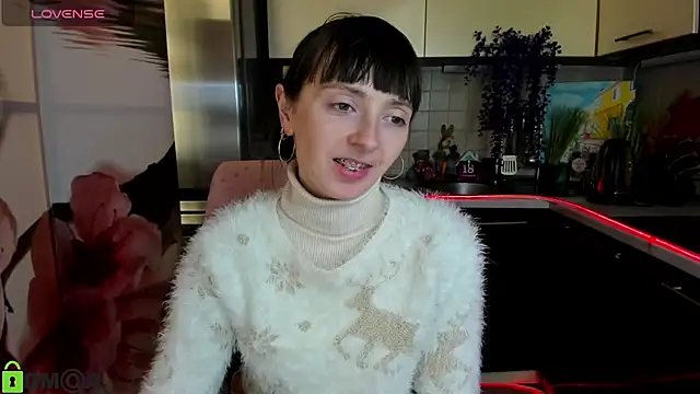 Snapshot of TayanaJons chatting on 02/18/26, 08:21 TayanaJons online show from 02/18/26, 08:21