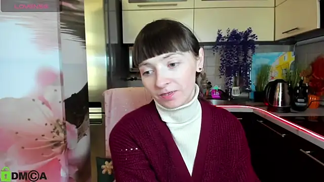 Snapshot of TayanaJons chatting on 02/25/26, 08:02 TayanaJons online show from 02/25/26, 08:02