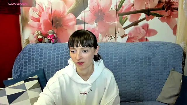 TayanaJons online show from 05/14/26, 07:04