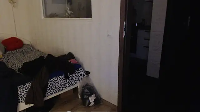 amanda kiss kiss online show from 12/14/24, 04:20