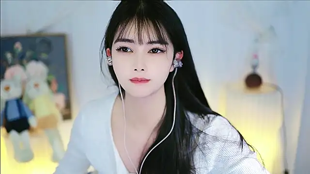 Snapshot of Judy520 chatting on 02/25/25, 11:52 Judy520 online show from 02/25/25, 11:52