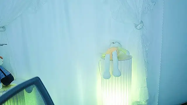 Snapshot of Judy520 chatting on 03/04/25, 02:49 Judy520 online show from 03/04/25, 02:49