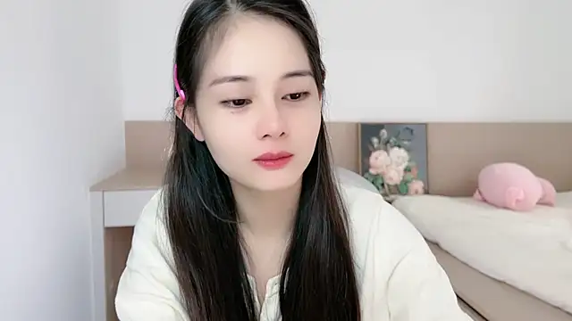 Snapshot of Judy520 chatting on 10/28/25, 02:37 Judy520 online show from 10/28/25, 02:37