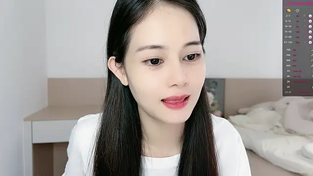 Snapshot of Judy520 chatting on 11/06/25, 01:06 Judy520 online show from 11/06/25, 01:06