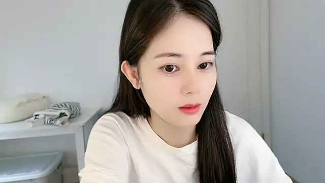 Snapshot of Judy520 chatting on 11/07/25, 12:32 Judy520 online show from 11/07/25, 12:32