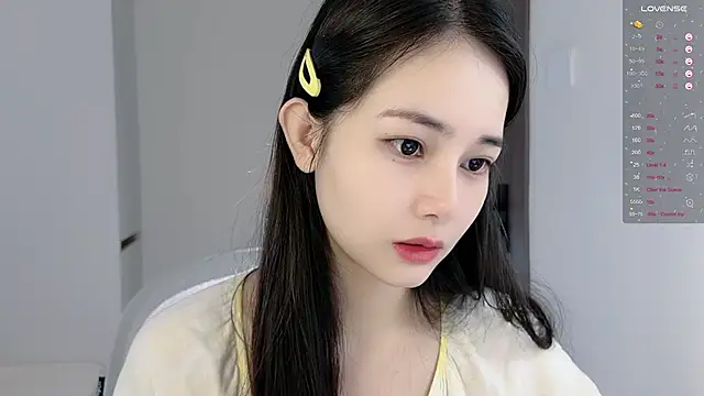 Snapshot of Judy520 chatting on 12/18/25, 02:17 Judy520 online show from 12/18/25, 02:17