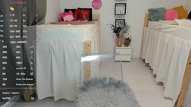 18perfecttits online show from 12/14/24, 12:23