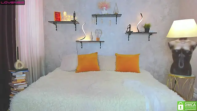 StripBianka online show from 02/08/25, 10:39