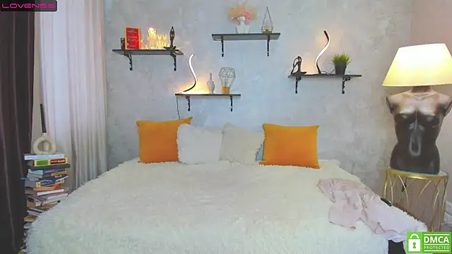 StripBianka online show from 02/17/25, 06:09