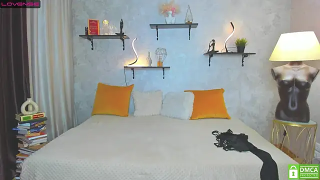 StripBianka online show from 03/09/25, 01:59