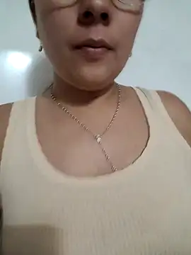 selena gomez2 online show from 02/06/25, 11:58