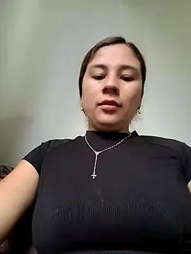 selena gomez2 online show from 02/23/25, 10:53