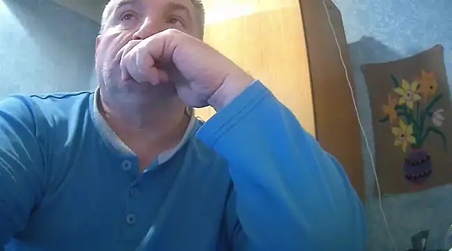 Snapshot of GYurmoka70 chatting on 12/27/24, 05:48 GYurmoka70 online show from 12/27/24, 05:48