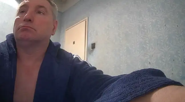 Snapshot of GYurmoka70 chatting on 03/15/25, 07:16 GYurmoka70 online show from 03/15/25, 07:16