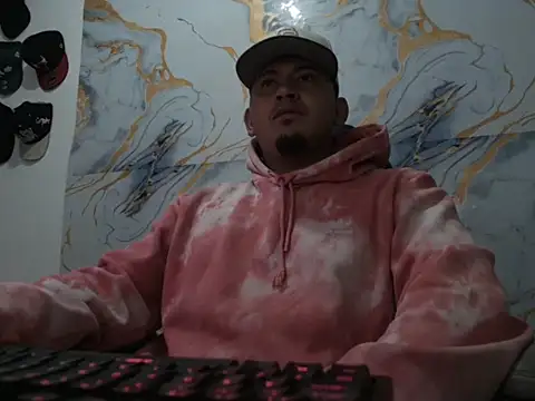 Snapshot of myke_andrade chatting on 02/07/26, 10:41 myke andrade online show from 02/07/26, 10:41