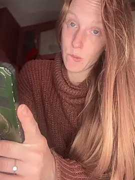 Snapshot of GoldenFlameGoddess chatting on 03/07/25, 02:25 GoldenFlameGoddess online show from 03/07/25, 02:25