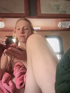 Snapshot of GoldenFlameGoddess chatting on 03/14/25, 07:12 GoldenFlameGoddess online show from 03/14/25, 07:12