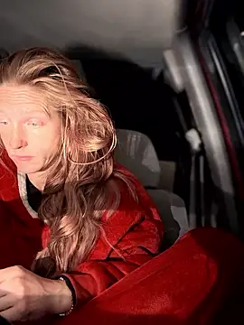 GoldenFlameGoddess online show from 01/10/26, 01:57