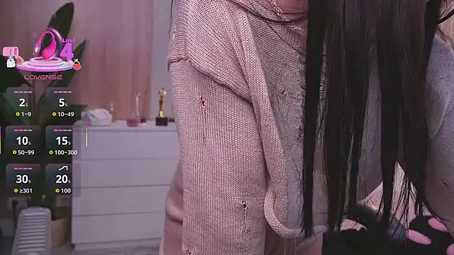 Molly Jons online show from 02/28/26, 01:06