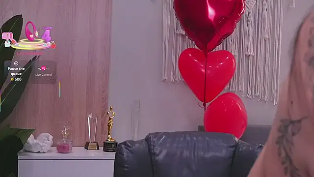 Molly Jons online show from 03/05/26, 01:01