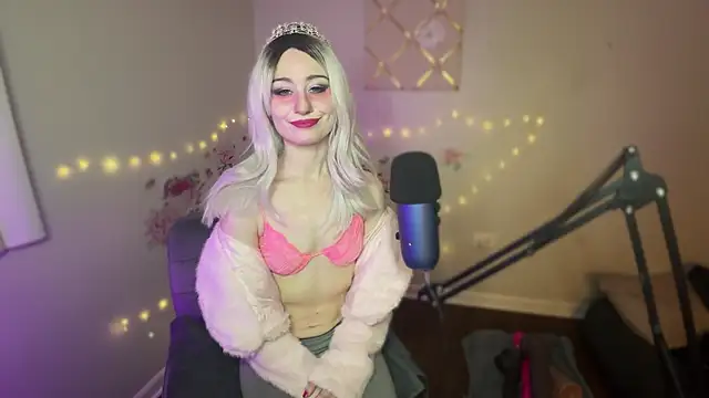 Starr1123 online show from 12/03/25, 04:53