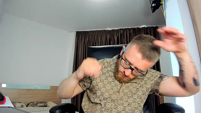 Findom guy online show from 06/19/26, 04:22