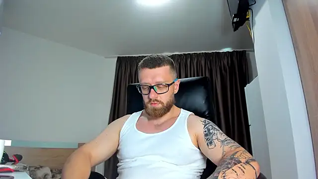 Findom guy online show from 07/10/26, 04:09