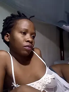 Queentesi online show from 02/12/25, 06:40