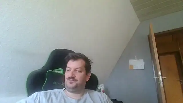 Golffahrer1982 online show from 09/13/25, 10:15