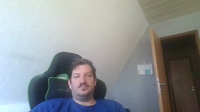 Golffahrer1982 online show from 10/19/25, 10:27