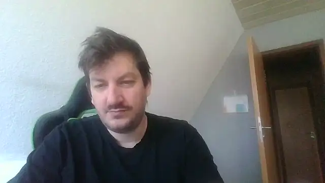 Golffahrer1982 online show from 10/29/25, 10:28