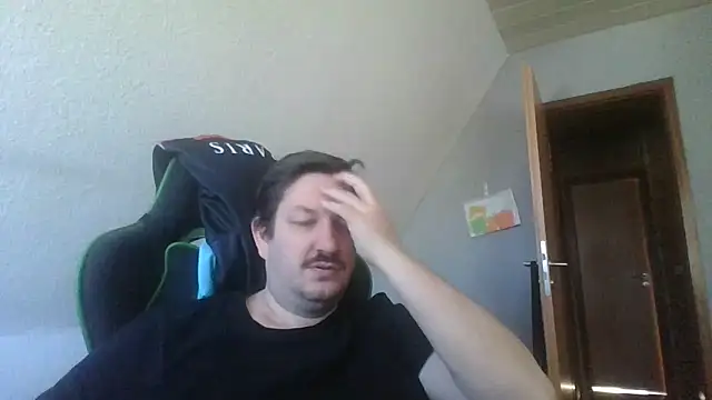 Golffahrer1982 online show from 03/01/26, 08:49