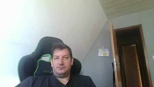 Golffahrer1982 online show from 07/31/26, 09:52