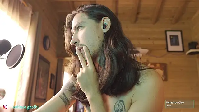 Antinoo Gnothi online show from 10/30/25, 02:51