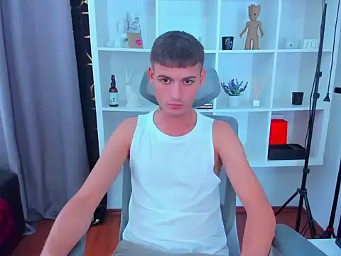 andboyfor6 online show from 09/11/25, 01:33