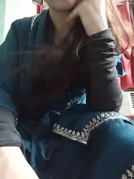 Noor Darliing online show from 05/13/26, 03:31