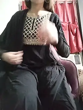 Noor Darliing online show from 05/30/26, 03:31
