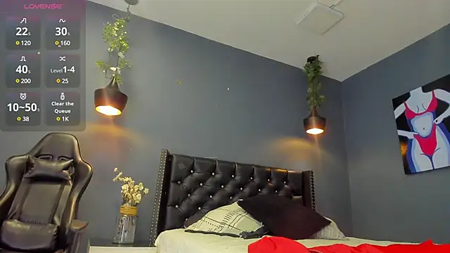 Sophiietaylor online show from 02/07/25, 11:34