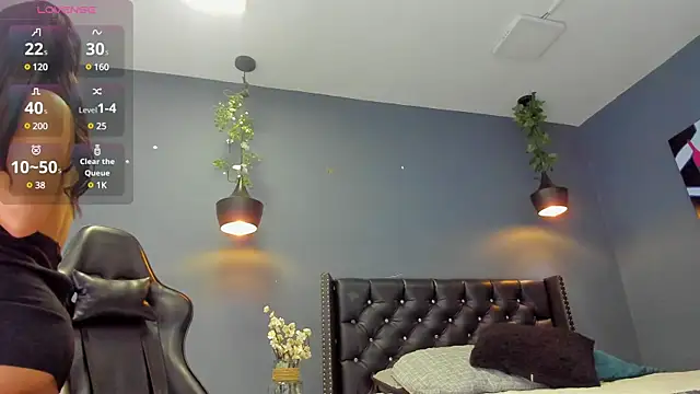 Sophiietaylor online show from 02/11/25, 11:44