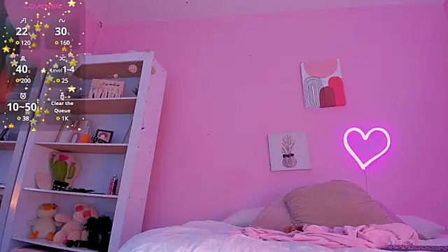 Sophiietaylor online show from 03/22/25, 11:53