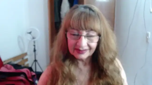 KarimaSarabe online show from 05/19/26, 04:46