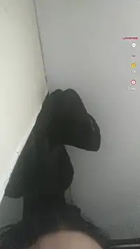 Snapshot of Victor-and-shelly chatting on 12/09/24, 11:13 Victor-and-shelly online show from 12/09/24, 11:13