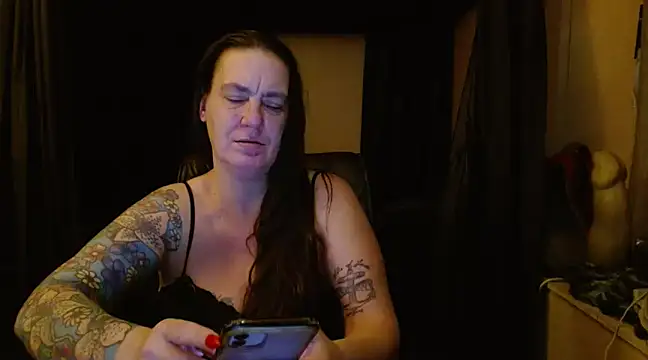 SimoneMoore online show from 03/13/25, 05:54