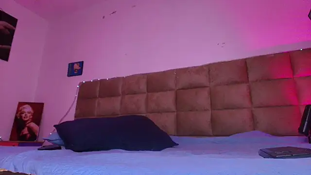  sex mia online show from 09/24/25, 07:17